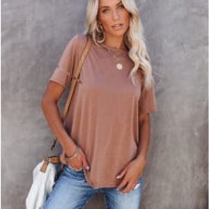 Accessorize Tee + VICI COLLECTION + Camel + Med